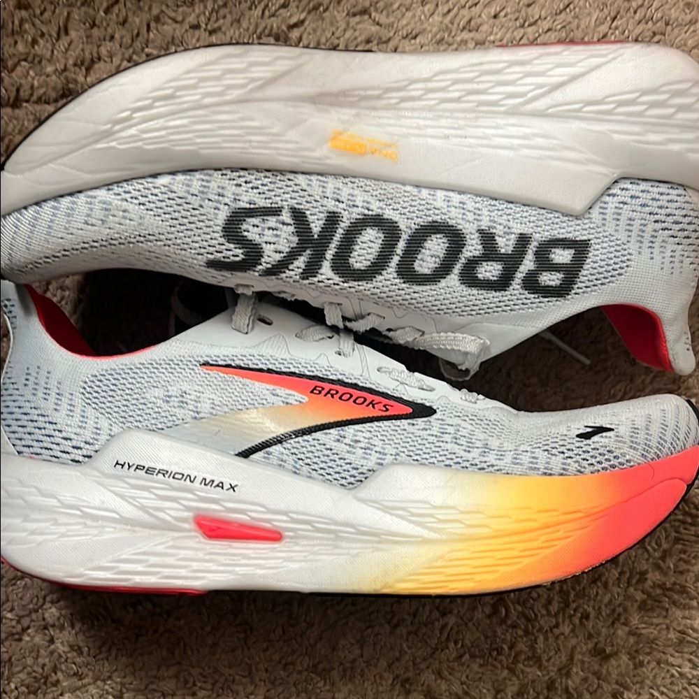 Brooks Hyperion 2 Max White and Red Athletic Shoes